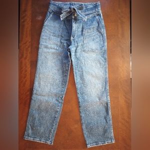 Abercrombie & Fitch Ultra High Rise Straight